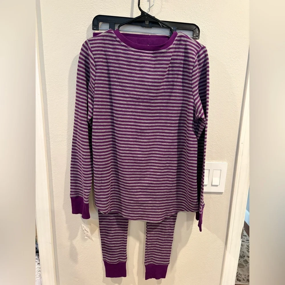 2-pc Disney’s Tinkerbell Purple and Gray Pajama Set Women’s Size Medium NWT 2012 - Picture 10 of 15